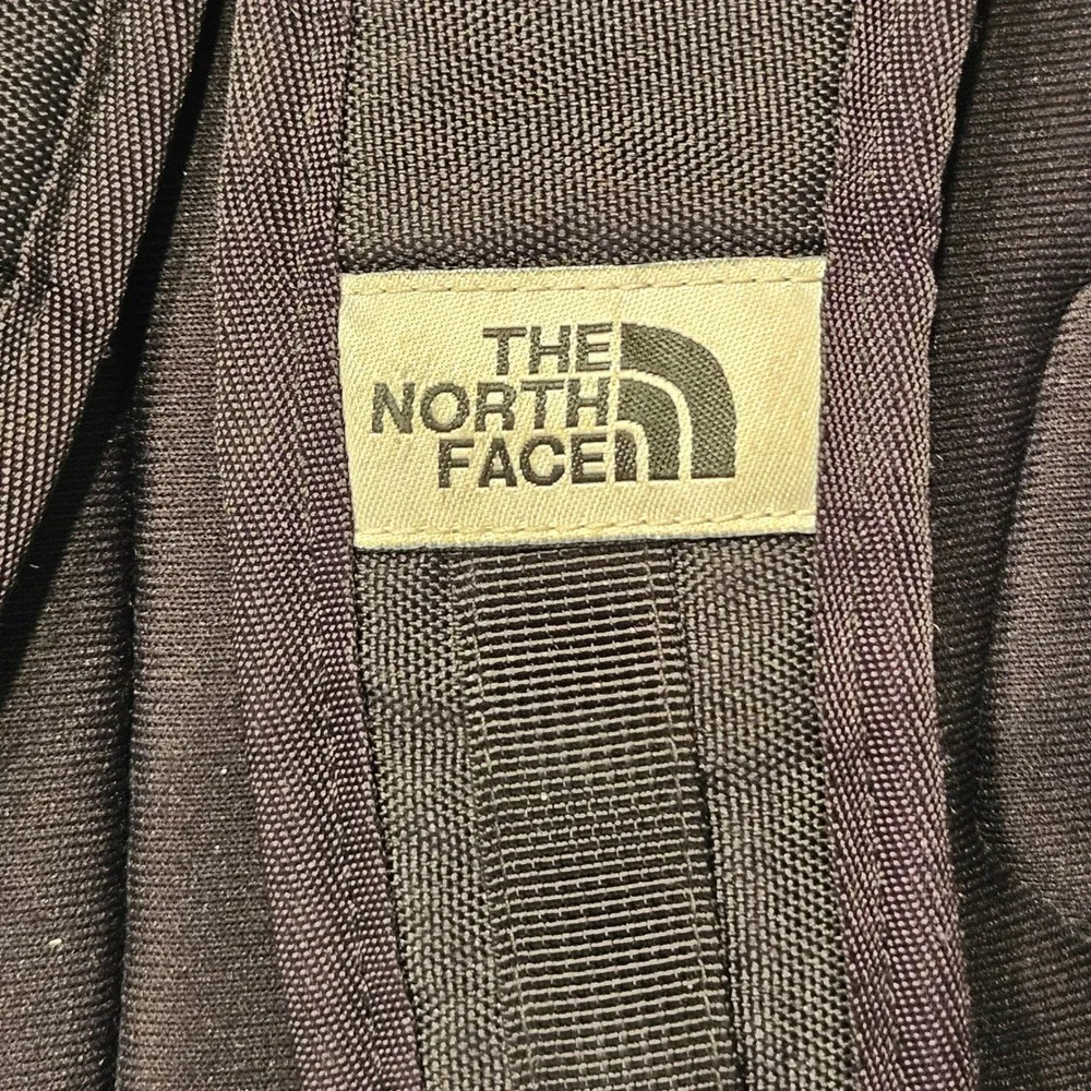 The North Face‎ Vault Backpack Unisex OS Navy Purple Good Embroidered Logo Bag